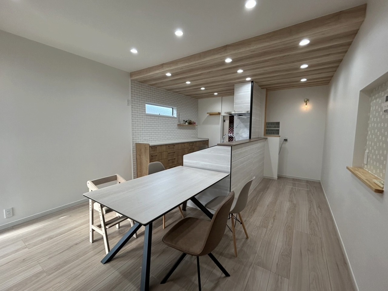 動線をシンプルにした対面キッチンリフォーム🍴