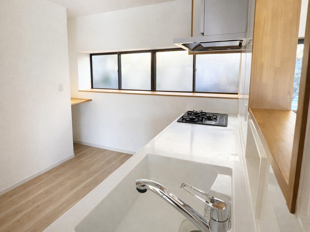 光が広がる、家族とつながるキッチンへ✨